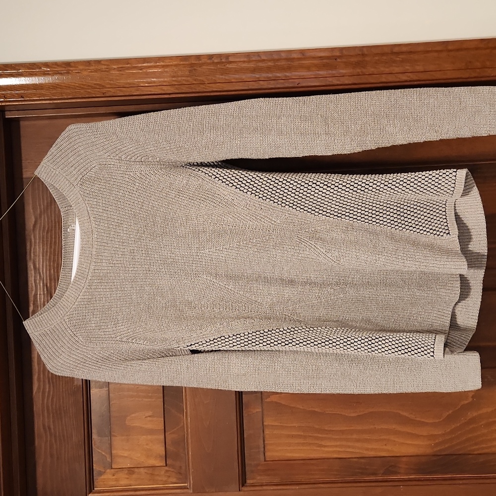 Woman's NIC & ZOE sweater
